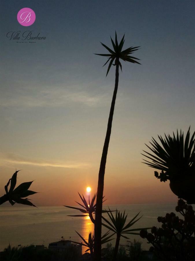 Villa Barbara Giardini Naxos Bagian luar foto