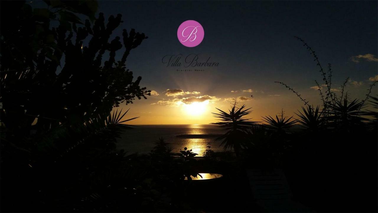 Villa Barbara Giardini Naxos Bagian luar foto