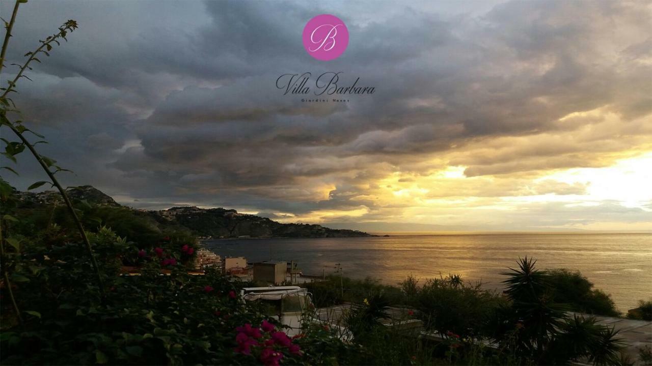 Villa Barbara Giardini Naxos Bagian luar foto