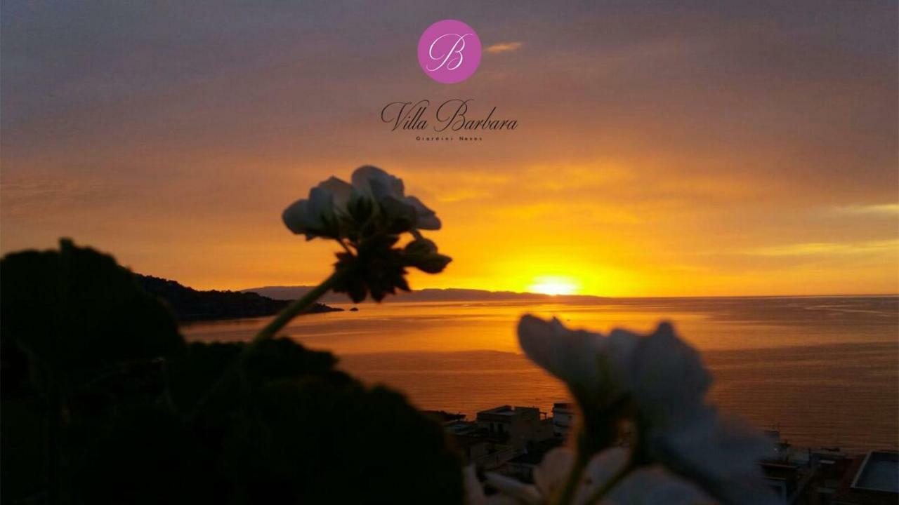 Villa Barbara Giardini Naxos Bagian luar foto